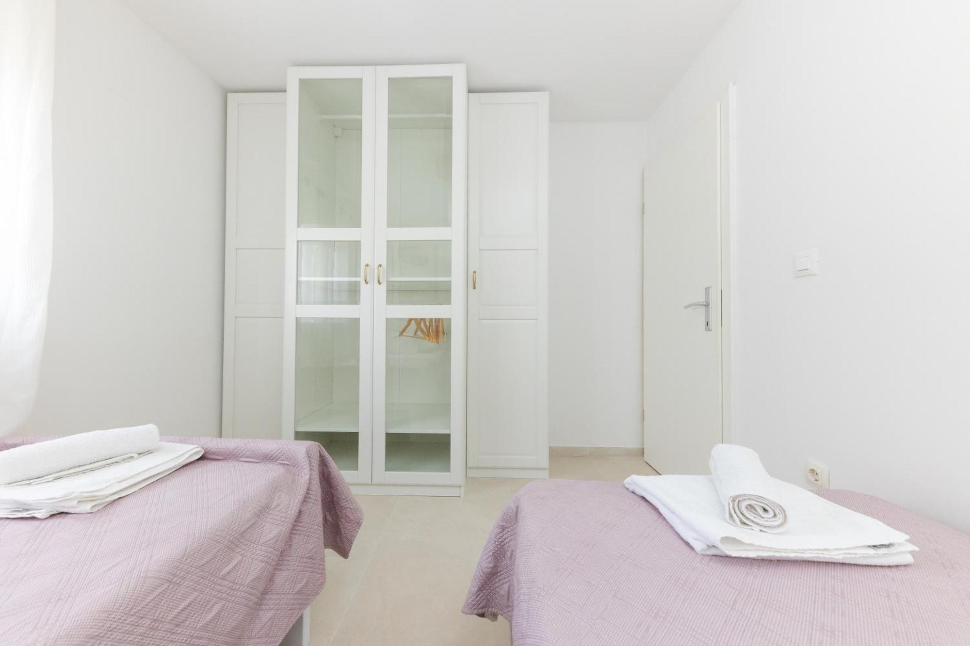 House Niko M With 6 Apartments 스플리트 외부 사진