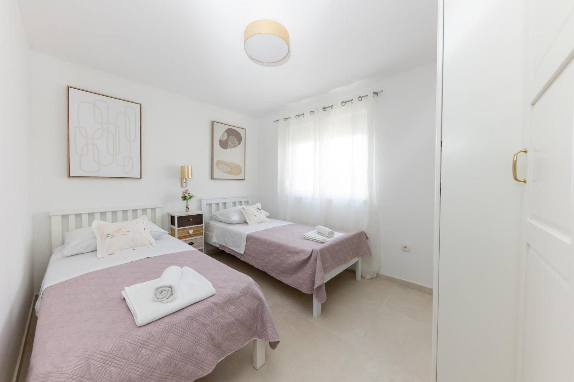 House Niko M With 6 Apartments 스플리트 외부 사진