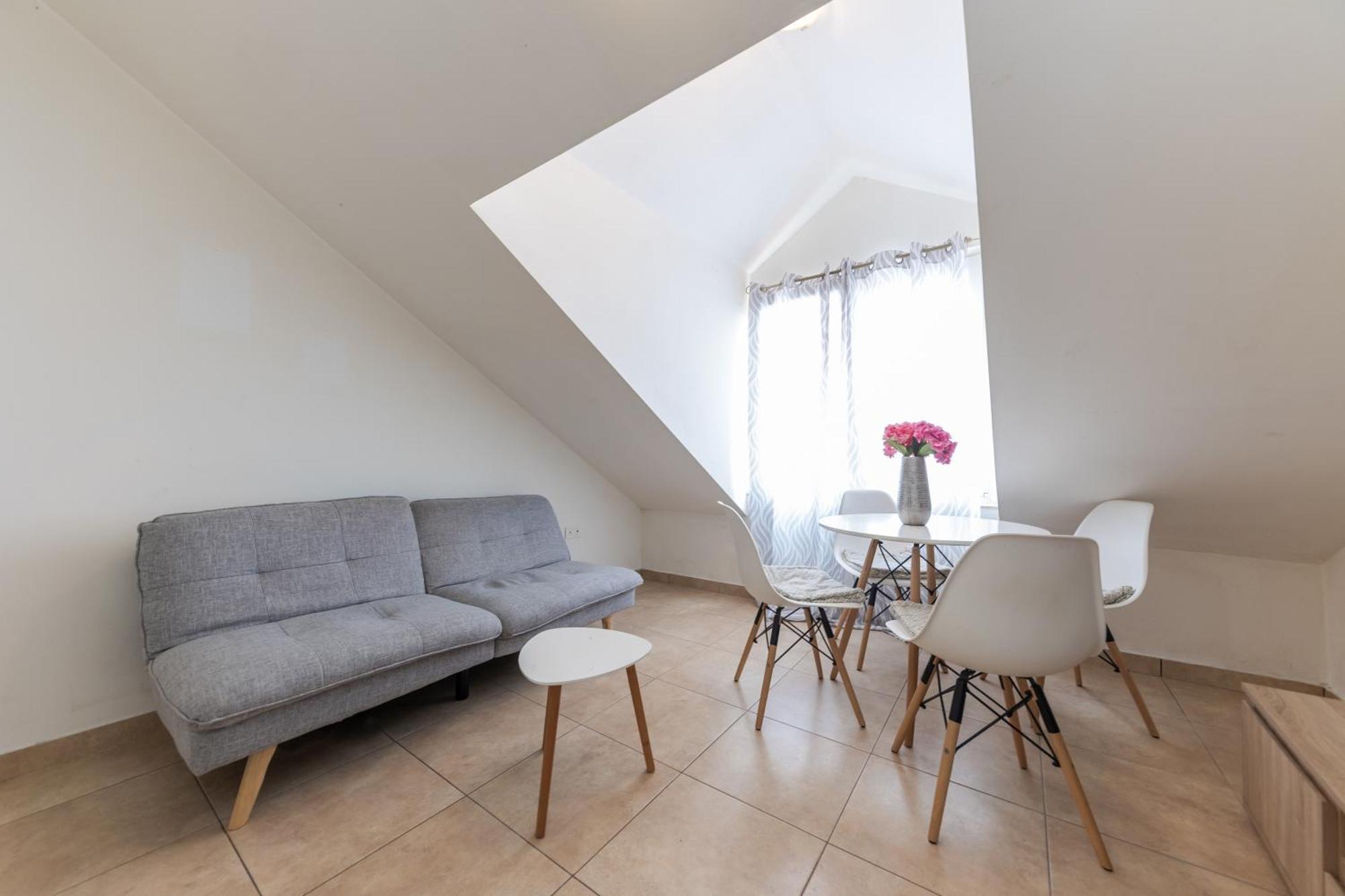 House Niko M With 6 Apartments 스플리트 외부 사진